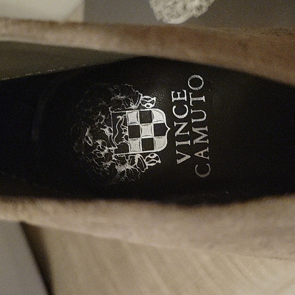 Vince Camuto Steevera Bootie Suede Grey size 7 - Picture 8 of 10